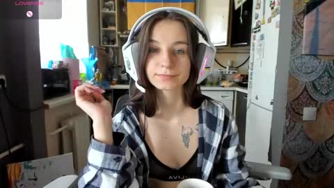 Nika online show from April 27, 2026, 12:14 pm