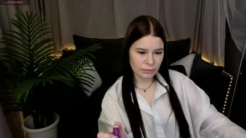 Snapshot of _nikol_cute_ chatting on May 31, 2026, 4:31 am _nikol_cute_ online show from May 31, 2026, 4:31 am