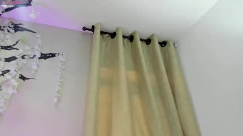   online show from September 28, 2025, 11:59 am