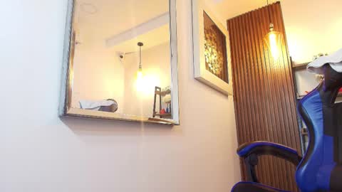 Olivia online show from January 14, 2026, 11:05 am