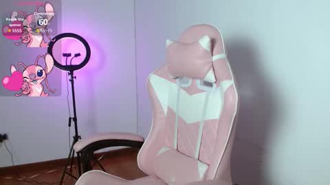 Snapshot of _pamela_smith_ chatting on November 19, 2025, 1:05 am Pamela Smith online show from November 19, 2025, 1:05 am