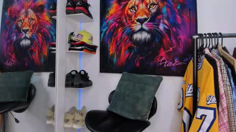 Snapshot of _pantera_09 chatting on December 18, 2025, 10:21 am Kevin online show from December 18, 2025, 10:21 am