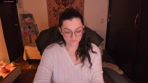 violeta ig  online show from May 27, 2026, 3:58 am