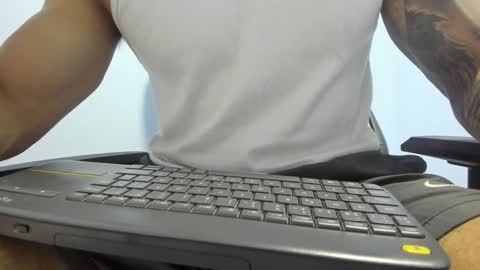 Snapshot of _poseidon1_ chatting on January 28, 2025, 8:58 pm Poseidon online show from January 28, 2025, 8:58 pm