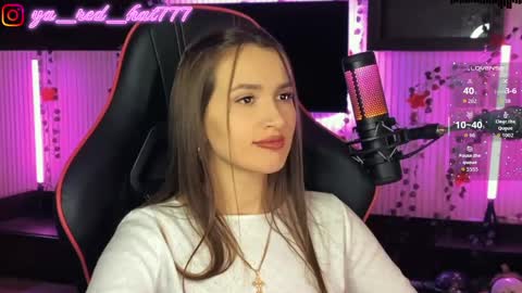 -RED HAT- online show from April 16, 2026, 5:58 pm