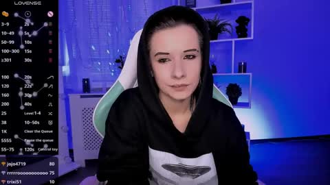 Snapshot of _rein_ramm chatting on April 27, 2026, 4:27 pm Rein online show from April 27, 2026, 4:27 pm