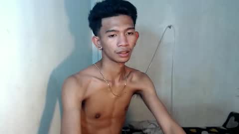 _rellvanxx online show from November 19, 2025, 9:48 pm