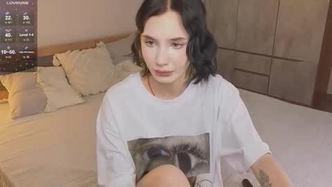 LISSAPVT IS OPEN online show from October 25, 2025, 3:18 pm