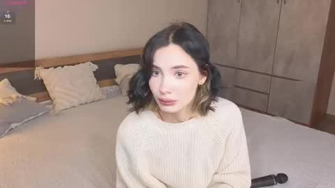 LISSAPVT IS OPEN online show from November 23, 2025, 4:34 am