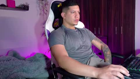 Snapshot of _robertobaggio chatting on September 24, 2025, 9:23 am Roberto online show from September 24, 2025, 9:23 am