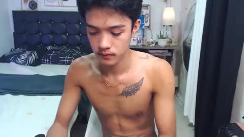 Snapshot of _robinmartinxx chatting on February 28, 2025, 5:48 pm _robinmartinxx online show from February 28, 2025, 5:48 pm