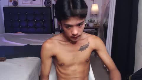 Snapshot of _robinmartinxx chatting on March 1, 2025, 5:27 pm _robinmartinxx online show from March 1, 2025, 5:27 pm