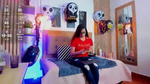 SAMANTHA FOX online show from October 15, 2025, 10:48 am