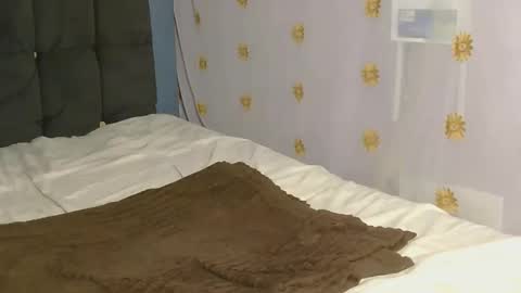 _sambo_ online show from October 21, 2025, 9:59 pm