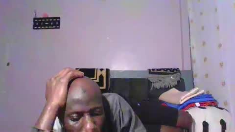 _sambo_ online show from November 17, 2025, 2:56 pm