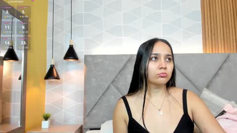 Snapshot of _sammy_fit chatting on November 12, 2025, 12:05 pm Antonella online show from November 12, 2025, 12:05 pm