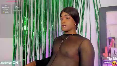 Snapshot of _samylove_ chatting on March 1, 2025, 1:53 am Sammy online show from March 1, 2025, 1:53 am