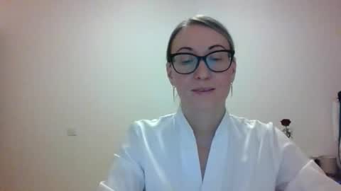 _sandyqueen__ online show from December 5, 2025, 8:05 pm
