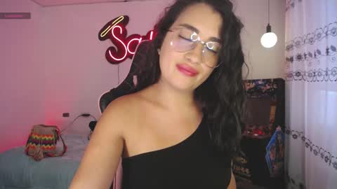  SantaLove  online show from February 5, 2025, 9:40 pm