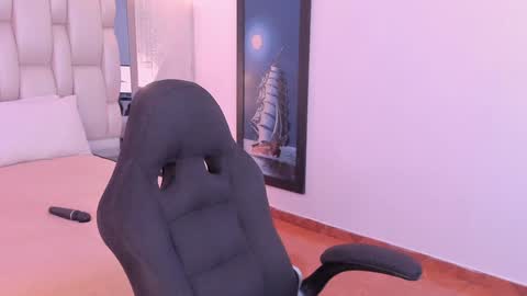 Sara online show from January 15, 2025, 2:56 pm