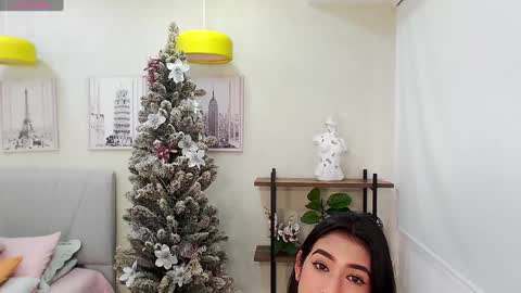 Sassy Girl online show from December 4, 2024, 6:17 pm