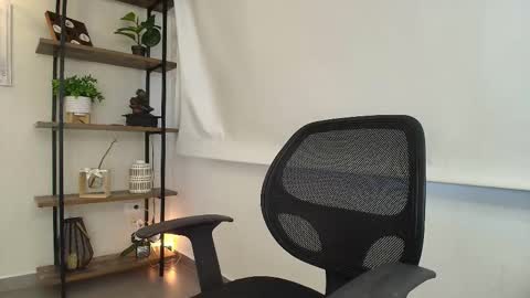 Sassy Girl online show from March 13, 2026, 6:14 pm