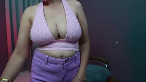 Snapshot of _savy_ chatting on June 1, 2026, 7:21 am Savreen online show from June 1, 2026, 7:21 am