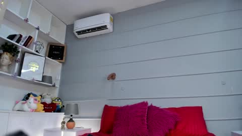 Snapshot of _scarlett_gil chatting on January 22, 2025, 1:53 am SCARLETT online show from January 22, 2025, 1:53 am