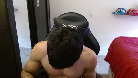 Snapshot of _schnnneider_ chatting on November 13, 2025, 3:33 pm SCHNEIDER online show from November 13, 2025, 3:33 pm