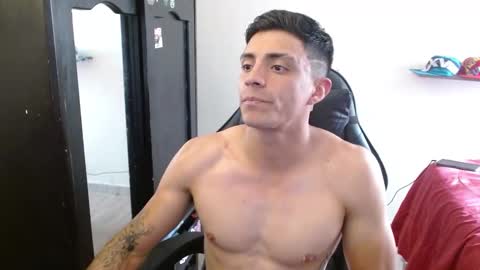 Snapshot of _schnnneider_ chatting on November 25, 2025, 8:31 pm SCHNEIDER online show from November 25, 2025, 8:31 pm