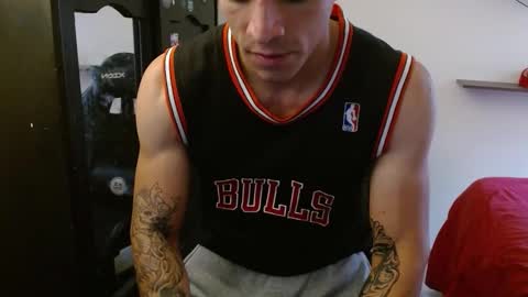 Snapshot of _schnnneider_ chatting on November 28, 2025, 8:44 pm SCHNEIDER online show from November 28, 2025, 8:44 pm