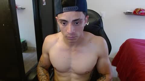 Snapshot of _schnnneider_ chatting on November 29, 2025, 5:27 pm SCHNEIDER online show from November 29, 2025, 5:27 pm