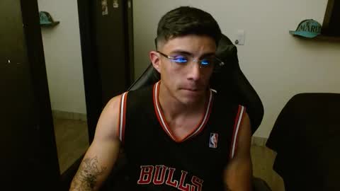 Snapshot of _schnnneider_ chatting on February 3, 2026, 2:53 am SCHNEIDER online show from February 3, 2026, 2:53 am