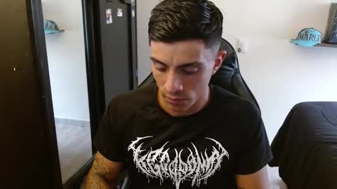 Snapshot of _schnnneider_ chatting on February 3, 2026, 8:03 pm SCHNEIDER online show from February 3, 2026, 8:03 pm