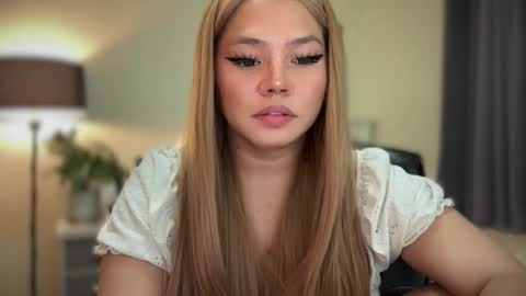 Snapshot of _seductive_jane chatting on November 18, 2025, 5:06 pm ENAJ online show from November 18, 2025, 5:06 pm