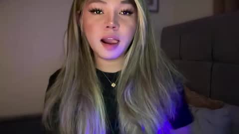 Snapshot of _seductive_jane chatting on April 4, 2026, 4:37 pm ENAJ online show from April 4, 2026, 4:37 pm