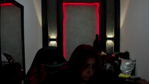 Snapshot of _selene_red chatting on January 13, 2025, 1:39 pm Selene online show from January 13, 2025, 1:39 pm