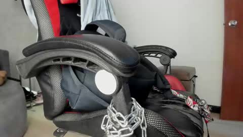 Selene online show from October 19, 2025, 4:40 pm