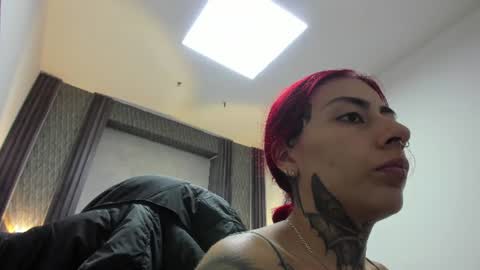 Snapshot of _selene_red chatting on June 29, 2026, 2:18 am Selene online show from June 29, 2026, 2:18 am