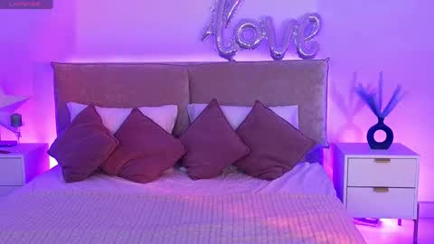 Snapshot of _selestia_ chatting on May 13, 2026, 12:46 pm Selestia online show from May 13, 2026, 12:46 pm