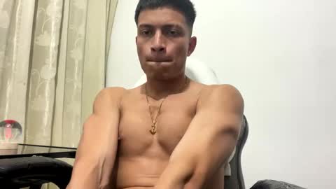 Juan Pablo-independent model online show from February 3, 2025, 12:47 am