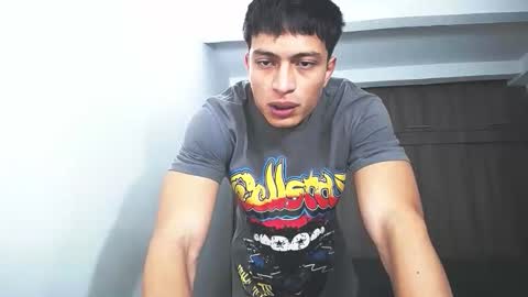 Juan Pablo-independent model online show from March 17, 2026, 1:10 am