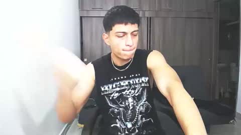 Juan Pablo-independent model online show from March 24, 2026, 1:54 am