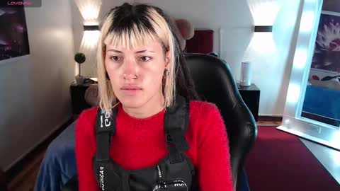 _sharlotte777 online show from February 24, 2025, 1:10 pm