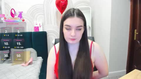  Shy Jenny  online show from March 12, 2026, 1:23 am