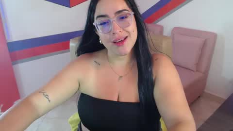 Snapshot of _sofiajones_ chatting on February 12, 2025, 5:37 pm SOFIA online show from February 12, 2025, 5:37 pm
