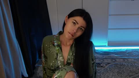 Sophy online show from January 2, 2025, 11:27 pm