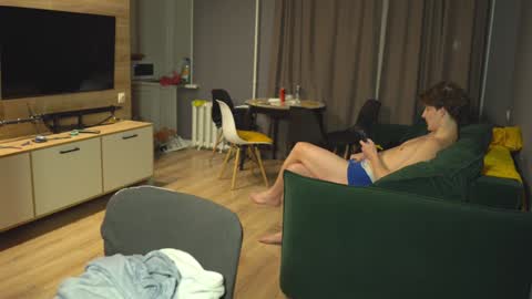 OLIVERpvt is open online show from December 3, 2024, 12:59 pm