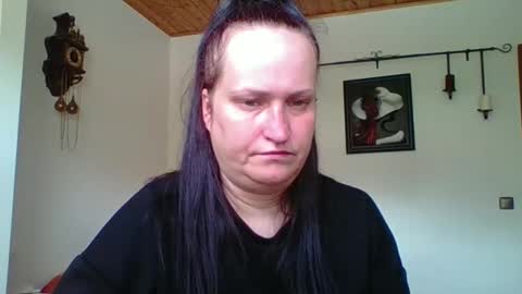 Melisa online show from September 16, 2025, 9:43 am