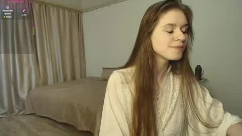 Snapshot of _stella_grace_ chatting on June 7, 2026, 9:35 am Stella Grace online show from June 7, 2026, 9:35 am